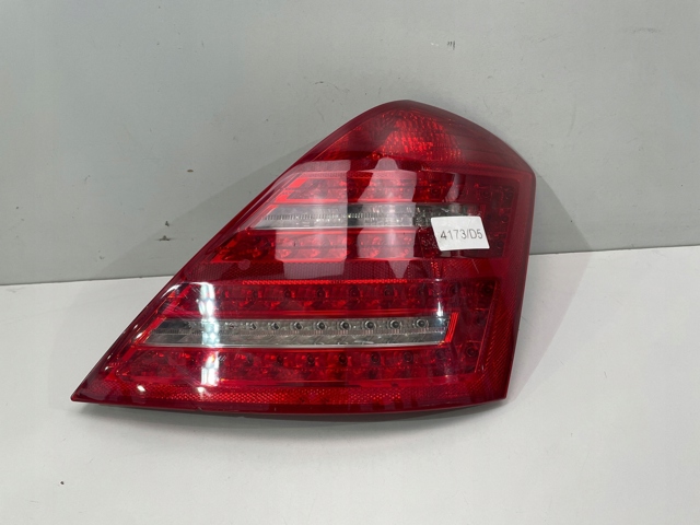 Фонари задние A2218201464 MERCEDES