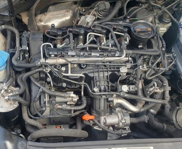 03L100090QX Двигатель в сборе купить Чернигов