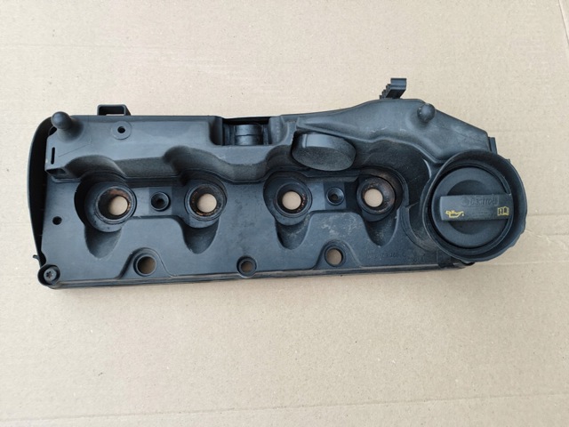 03L103469C Крышка клапанная купить Кривой Рог