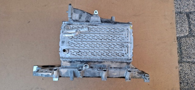 03N129766C VAG Впускной коллектор купить в Черновцы