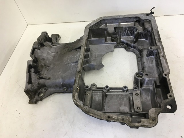 VAG 059103603M Поддон двигателя в наличии Киев