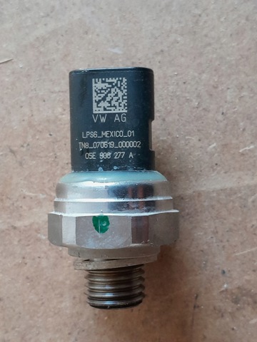 VAG 05E906277A Датчик давления масла в наличии Ровно