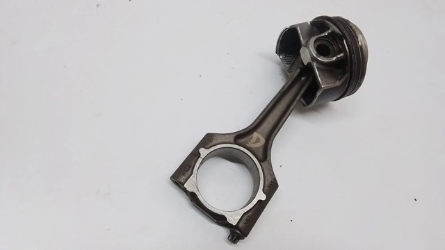 VAG 06K198401D Шатун поршня двигателя в наличии Чернигов