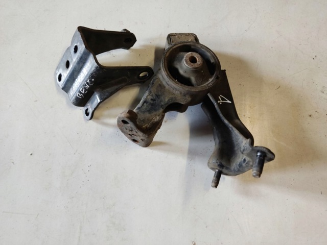 TOYOTA 1237126020 в наличии Украина