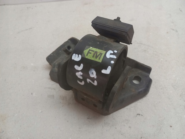 Левая опора двигателя 1237274390 TOYOTA