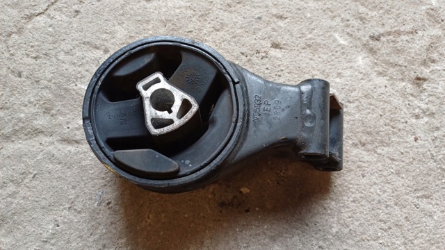 OPEL 13228303 Подушка (опора) двигателя задняя в наличии Киев