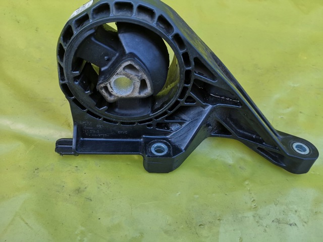 OPEL 13268880 Передняя опора двигателя в наличии Ирпень