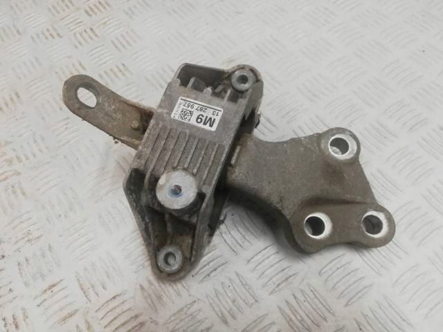 Левая опора двигателя 13287957 OPEL