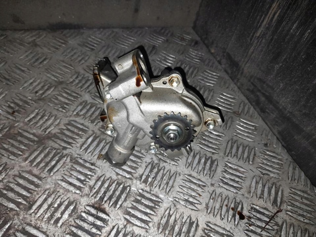 Насос маслозакачивающий 151000T060 TOYOTA