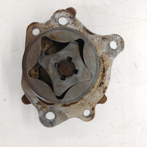 Маслонасос 1510023020 TOYOTA