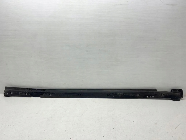 1EA825206 VAG Защита днища задняя правая купить в Хмельницкий