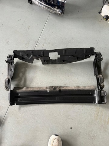 RENAULT 214765892R в наличии Полтава
