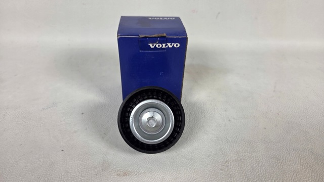 VOLVO 30777354 Ролик приводного ремня паразитный в наличии Кривой Рог
