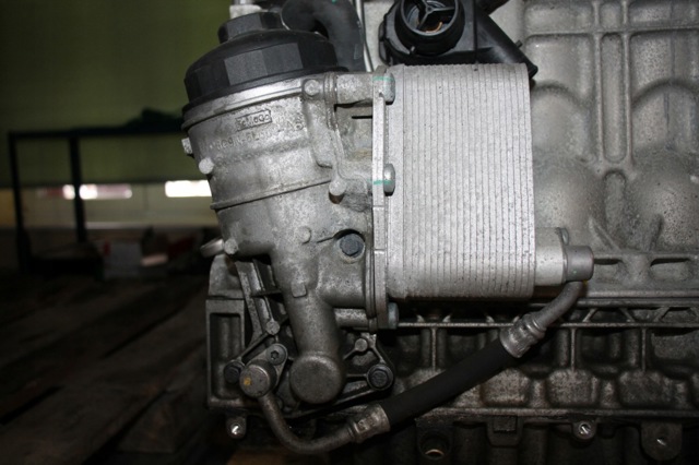 VOLVO 30777914 Корпус масляного фильтра в наличии Черновцы