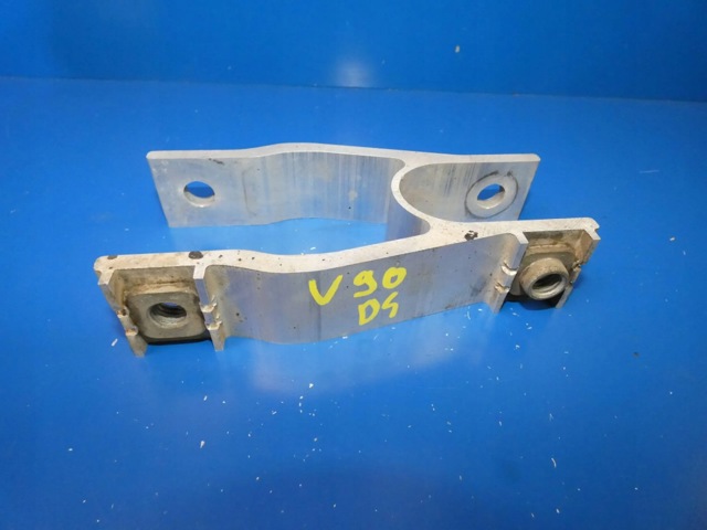 Кронштейн подушки (опоры) двигателя, задней 31339951 VOLVO