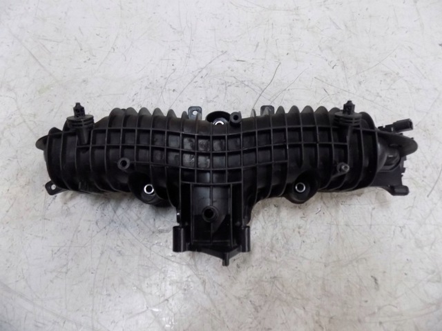 VOLVO 31441970 Коллектор впускной в наличии Одесса