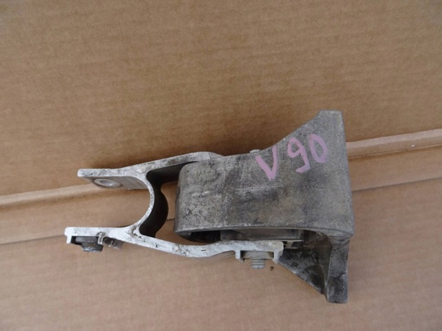 31480565 VOLVO Правая подушка двигателя купить в Ужгород