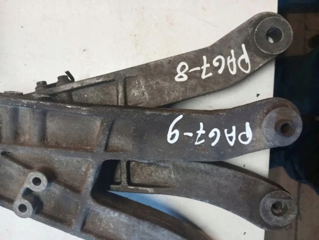 Кронштейн подушки (опоры) двигателя, верхней 3524347 VOLVO
