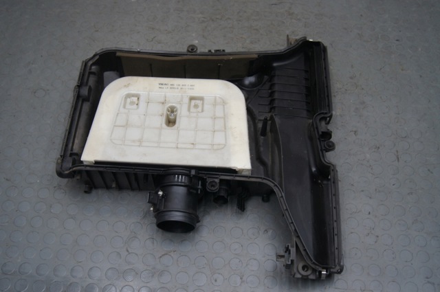 VAG 4M0133837F Корпус воздушного фильтра, нижняя часть в наличии Чернигов