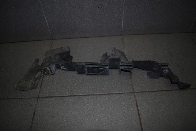 VAG 4Z7121284C Воздуховод (дефлектор) радиатора правый в наличии Каменское