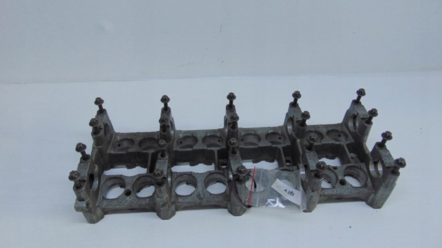 Корпус распредвала 6110160504 MERCEDES