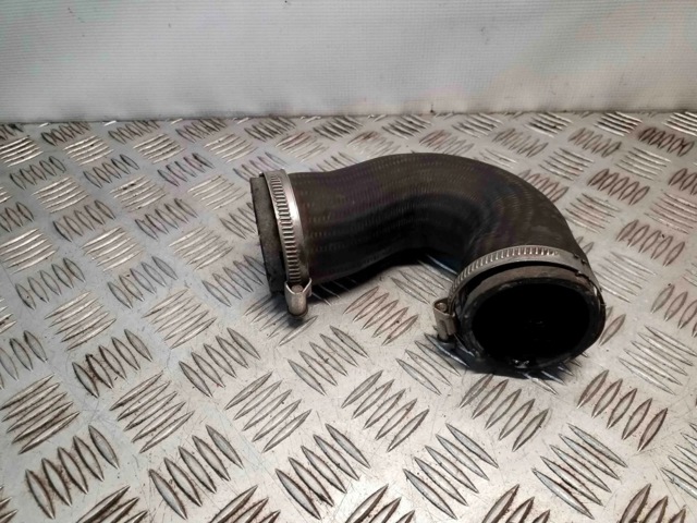 Шланг интеркуллера 6R0145834F VAG