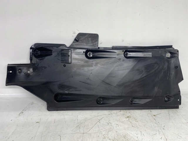 6R0825202 Защита днища правая купить Кривой Рог