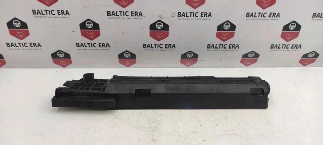 7600537 BMW Кронштейн радиатора правый купить в Винница