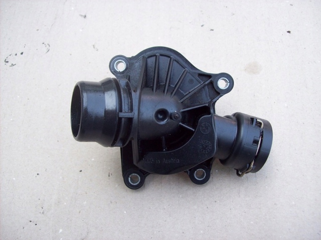 7644811 BMW Корпус термостата купить в Сумы