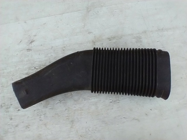 Воздухозаборник 7812058 BMW