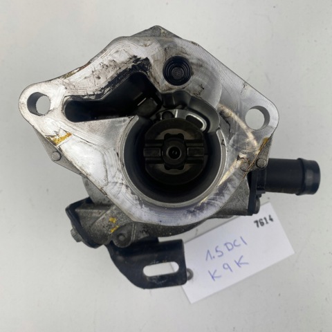 RENAULT 8200333746 Насос вакуумный в наличии Черкассы