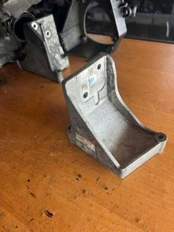 RENAULT 8200678969 в наличии Тернополь