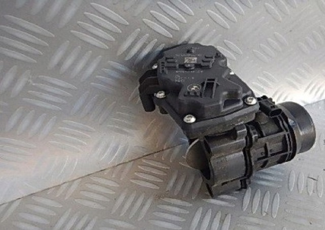 8512452 BMW Дроссельная заслонка купить в Житомир