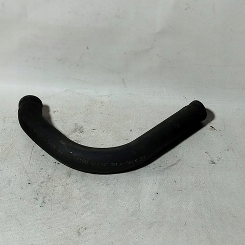 8A0121051A VAG Шланг (патрубок) радиатора охлаждения нижний купить в Житомир