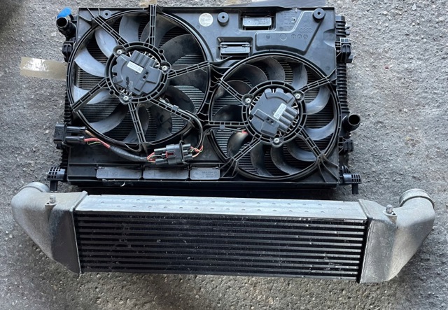 8V0816411A VAG Радиатор кондиционера купить в Одесса