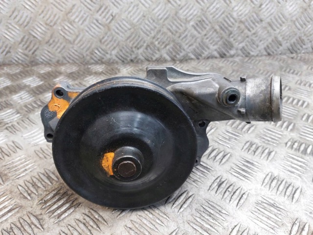 8W938K500AC Помпа водяная (насос) охлаждения купить Черновцы