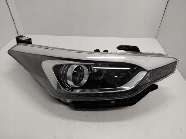 92102C8200 Фара правая купить Хмельницкий