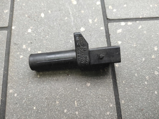 A0031539528 MERCEDES Датчик положения (оборотов) коленвала купить в Черновцы