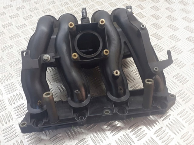 MERCEDES A1111402501 Коллектор впускной в наличии Запорожье