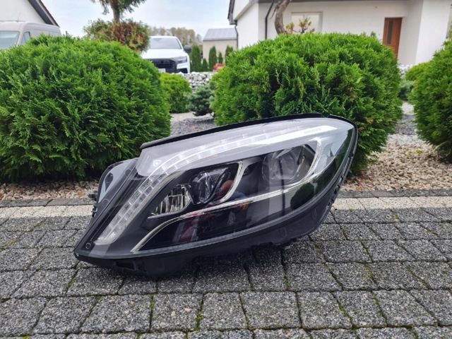 MERCEDES 2229068402 в наличии Чернигов