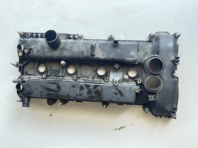 LAND ROVER LR056035 Крышка клапанная в наличии Киев