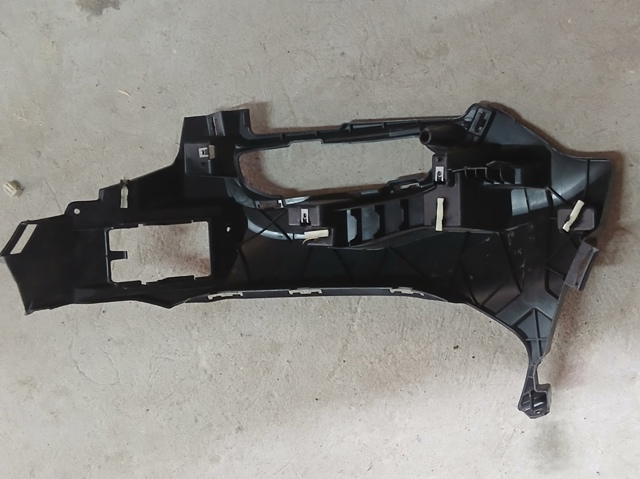 BMW 51118064596 Кронштейн крепления противотуманной фары правой в наличии Николаев