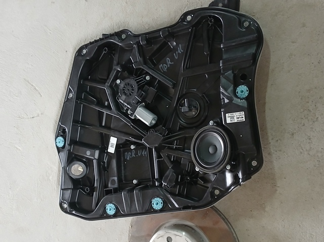 Стеклоподъемник (механизм перемещения стекла) 51335A620E8 BMW