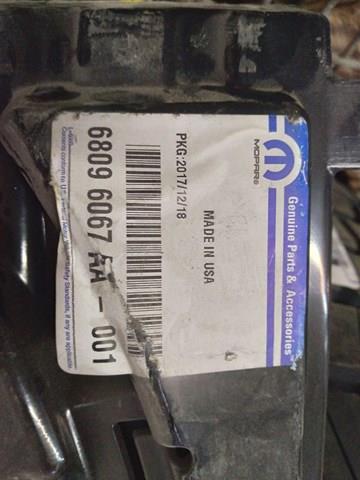 CHRYSLER 68096067AA Абсорбер (наполнитель) бампера заднего в наличии Тернополь