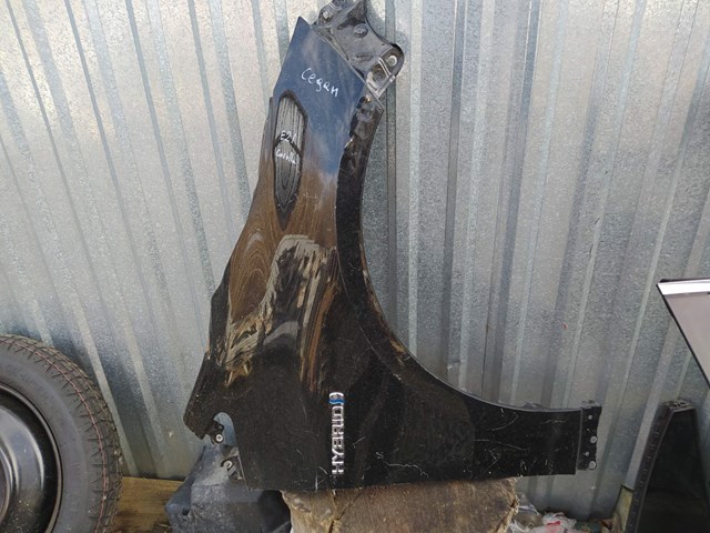 Переднее правое крыло 5380102260 TOYOTA