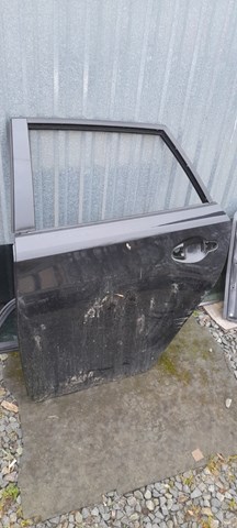 Задняя левая дверь 6700402380 TOYOTA