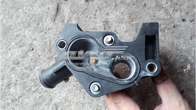 1531004 FORD Фланец системы охлаждения купить в Сумы