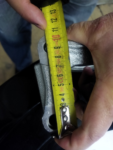 Скоба суппорта заднего 1794635 FORD