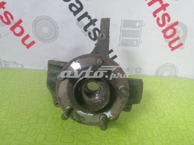 Кулак поворотный передний левый 30760282 VOLVO