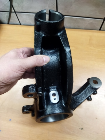 Цапфа передняя левая 31277364 VOLVO